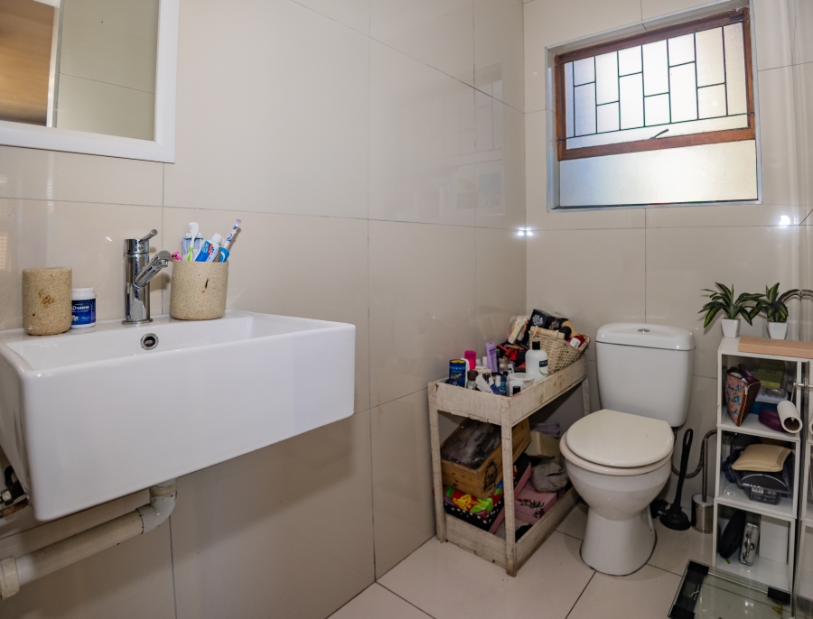 4 Bedroom Property for Sale in Table View Western Cape